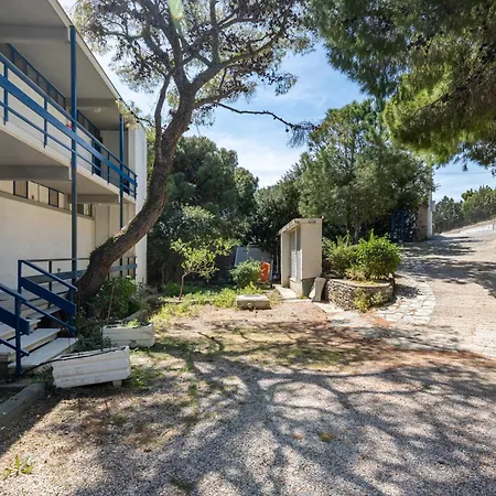 Bucolic Retreat In Sounio